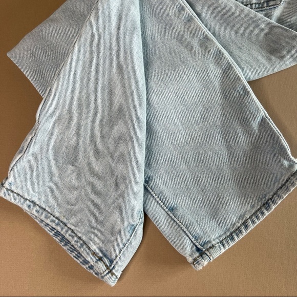 PacSun Lightwash Distressed Mom Jeans - Picture 8 of 14